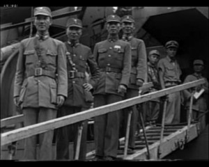 「國軍70軍」在基隆登陸。
