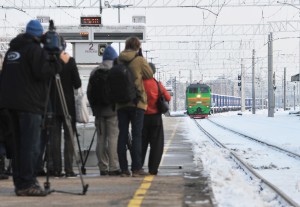 首趟「義烏-里加」貨運列車抵達里加。 （新華社 汪亞雄 攝）